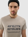 Camiseta regular de hombre con estampado - gris 4FWSS25TTSHM2209 gris